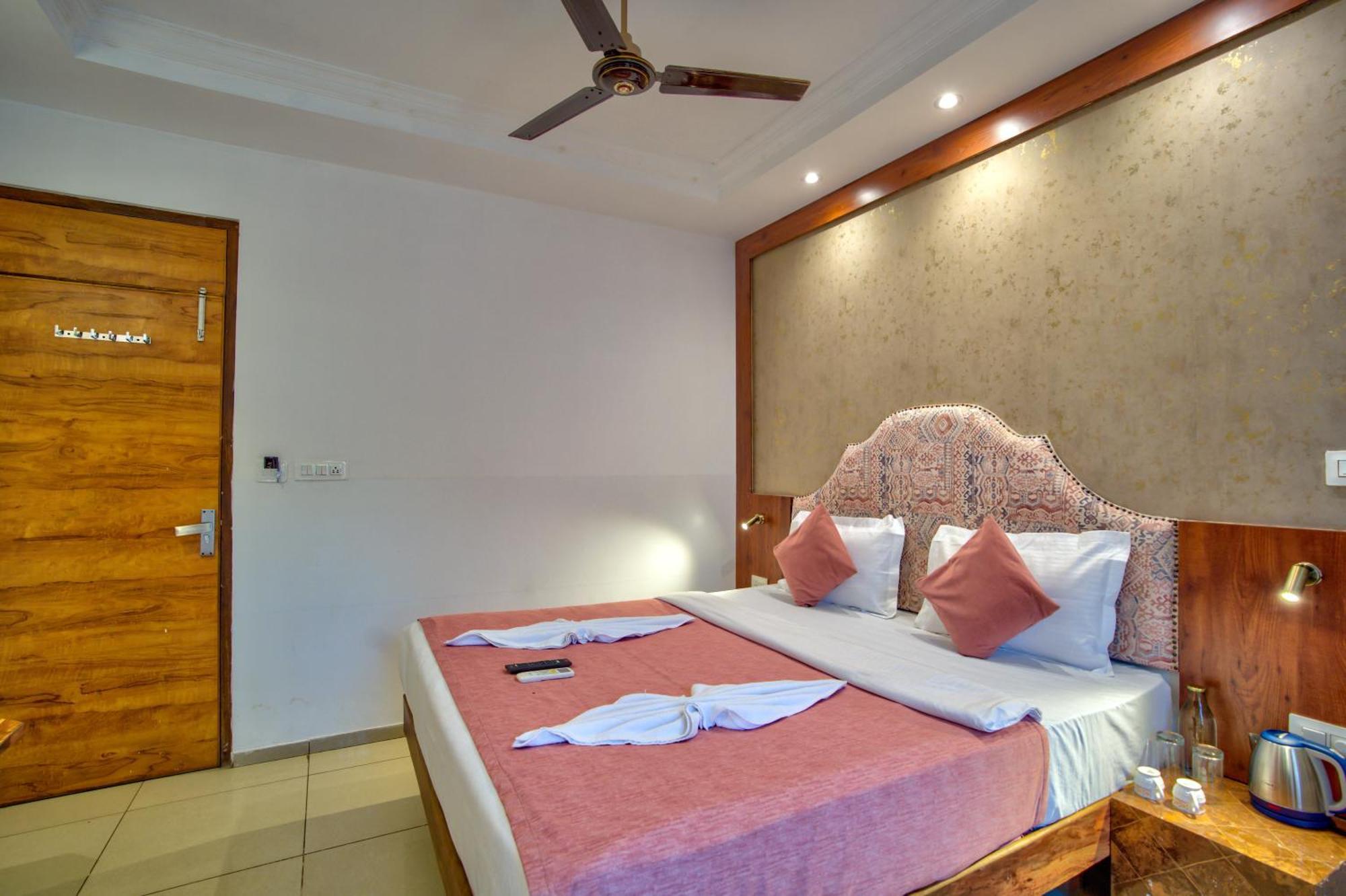 Hotel Sea Sapphire ,Calangute Buitenkant foto